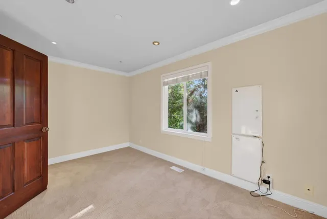 $5,999,000 | 746 Jacaranda Circle, Hillsborough, CA 94010