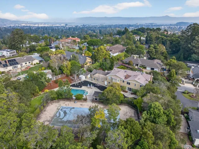 $5,999,000 | 746 Jacaranda Circle, Hillsborough, CA 94010