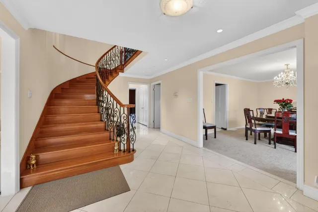 $5,999,000 | 746 Jacaranda Circle, Hillsborough, CA 94010