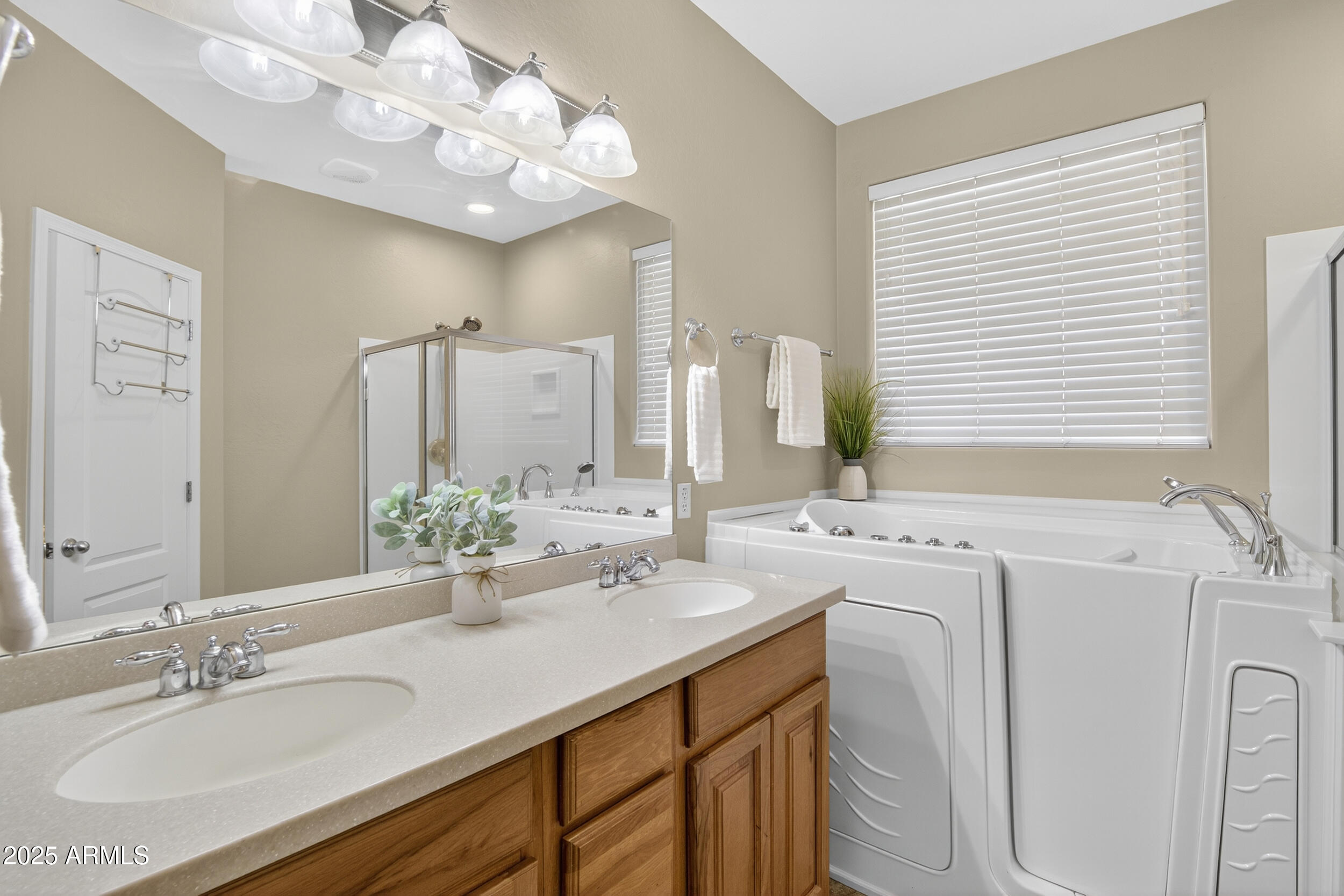 17368 West Red Bird Road Surprise, AZ 85387 - Photo 34 of 82 35_047_140_agent_ossurp