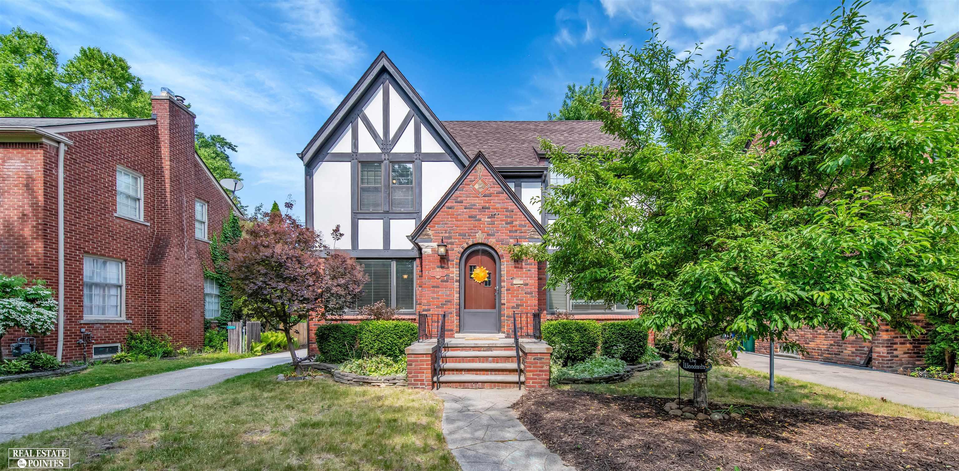 1346 Bishop Road Grosse Pointe Park, MI 48230 - Photo 2 of 31