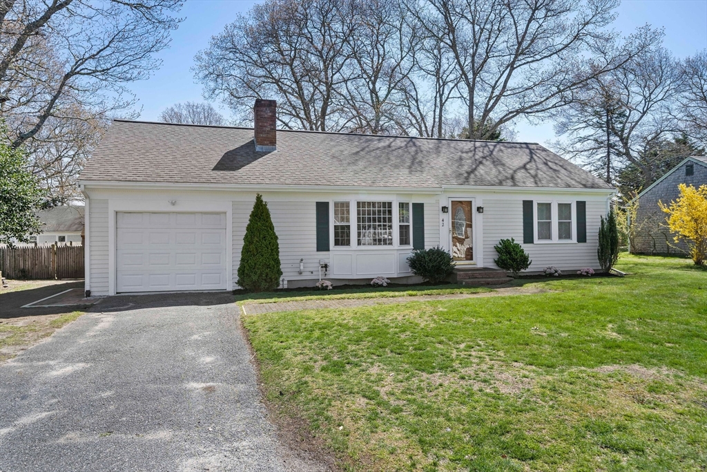 42 Colburne Path Yarmouth, MA 02673 - Photo 3 of 38 Gallery Image 3