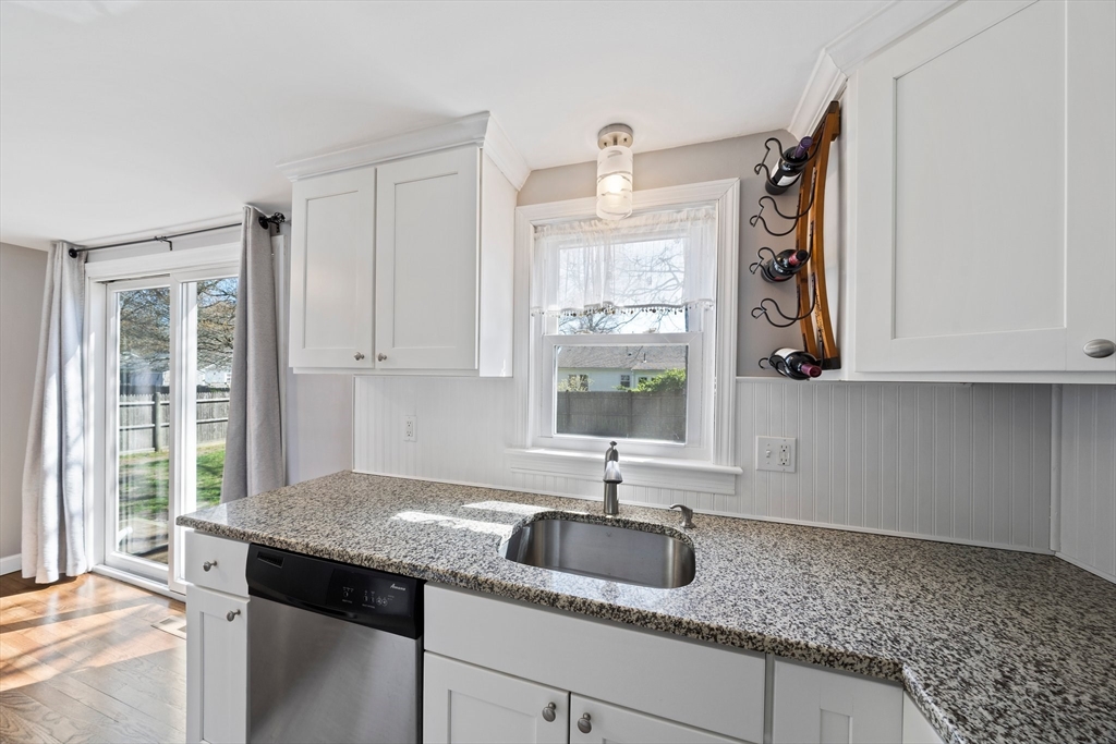 42 Colburne Path Yarmouth, MA 02673 - Photo 7 of 38 Gallery Image 7