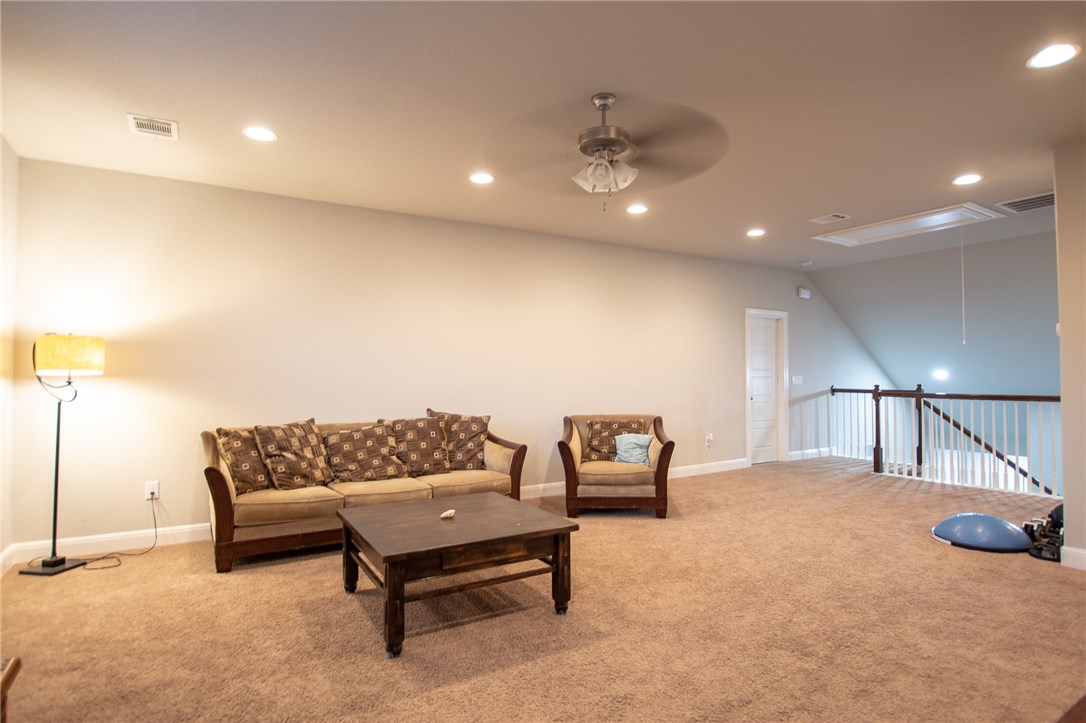 22521 Rock Wren Road Spicewood, TX 78669 - Photo 27 of 38