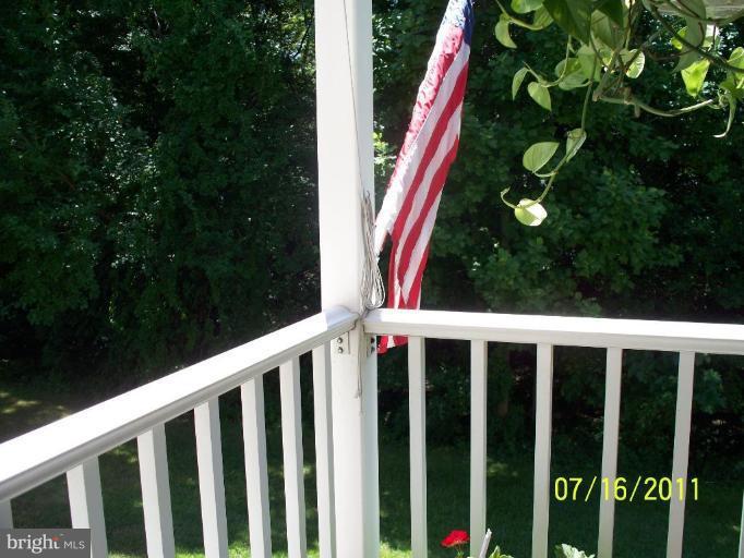 661 Deering Road, Unit 3G Pasadena, MD 21122 - Photo 2 of 12 Back yard
