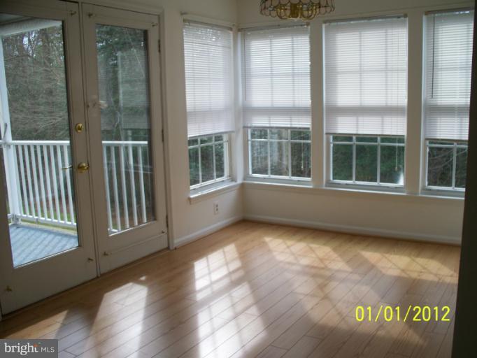 661 Deering Road, Unit 3G Pasadena, MD 21122 - Photo 9 of 12 Dining Room