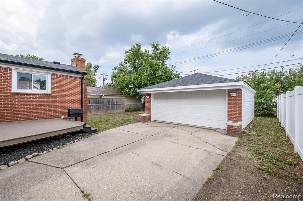 18259 Spring Court South Fraser, MI 48026 - Photo 42 of 51 Gallery Image 42