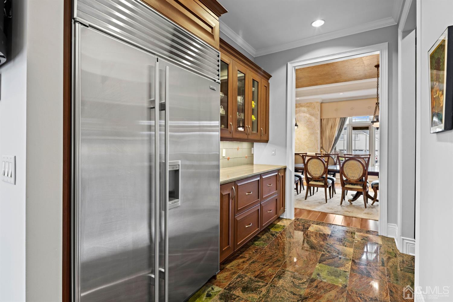 8 Madden Court Edison, NJ 08820 - Photo 38 of 75