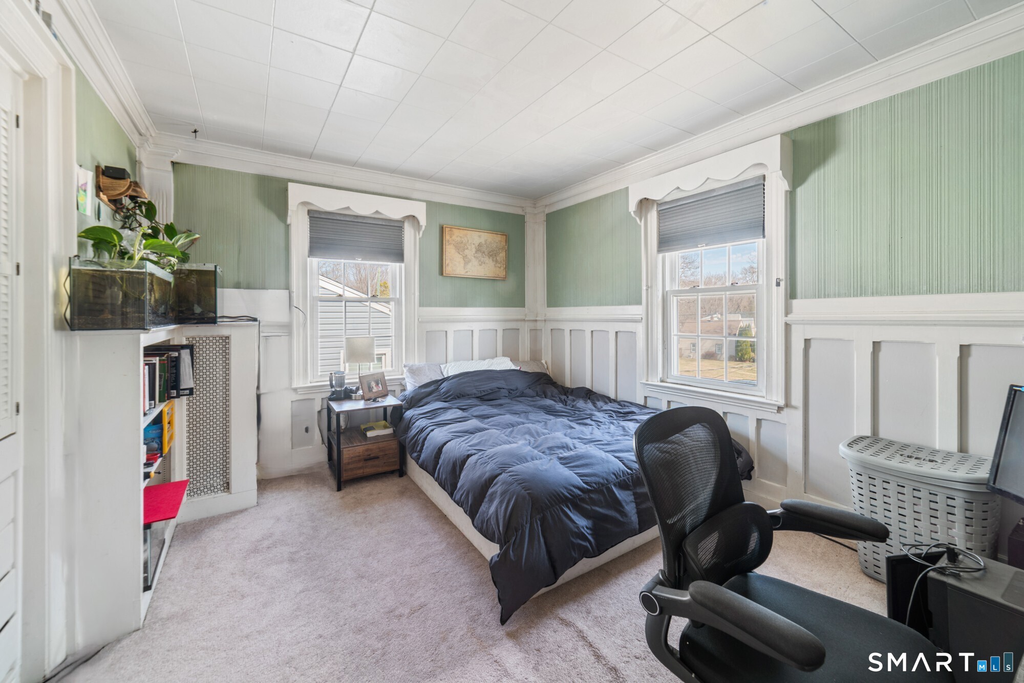 101 Vincent Road Bristol, CT 06010 - Photo 25 of 37 a bedroom with a bed and a couch