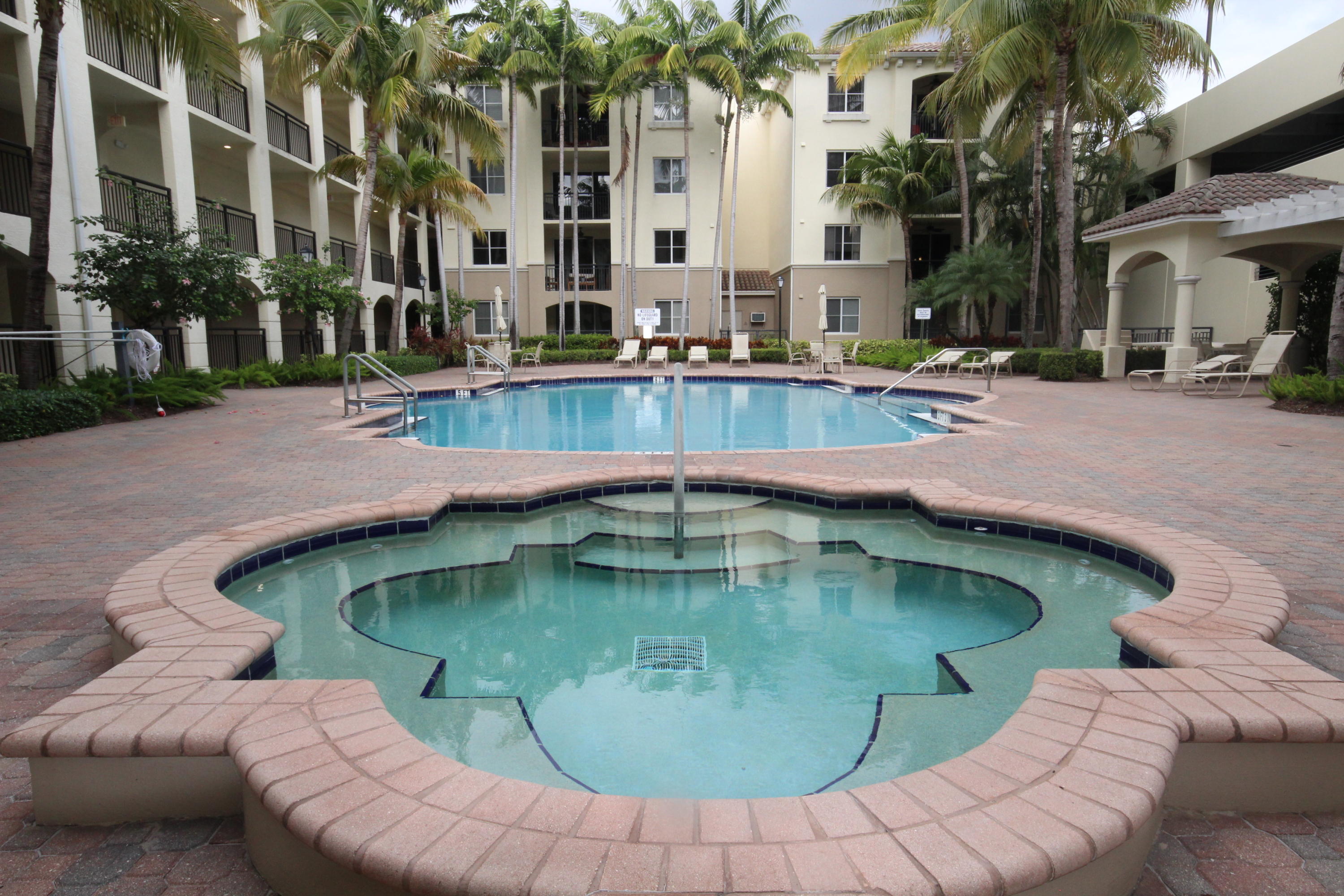 3301 Renaissance Way, Unit 301 Boynton Beach, FL 33426 - Photo 30 of 38 SPA/ POOL Area