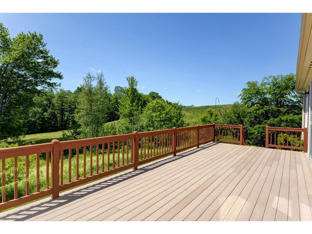 853 Hilltop Road Littleton, NH 03561 - Photo 11 of 36