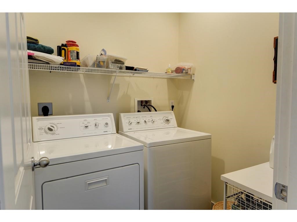 853 Hilltop Road Littleton, NH 03561 - Photo 12 of 36
