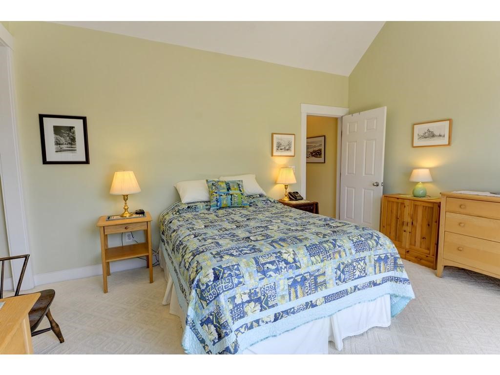 853 Hilltop Road Littleton, NH 03561 - Photo 13 of 36