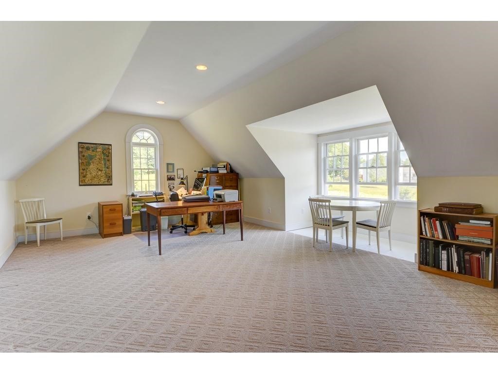853 Hilltop Road Littleton, NH 03561 - Photo 19 of 36