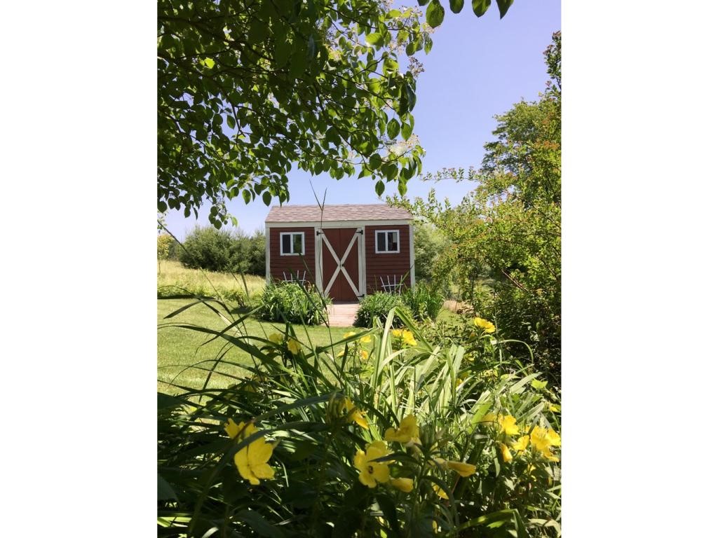 853 Hilltop Road Littleton, NH 03561 - Photo 28 of 36
