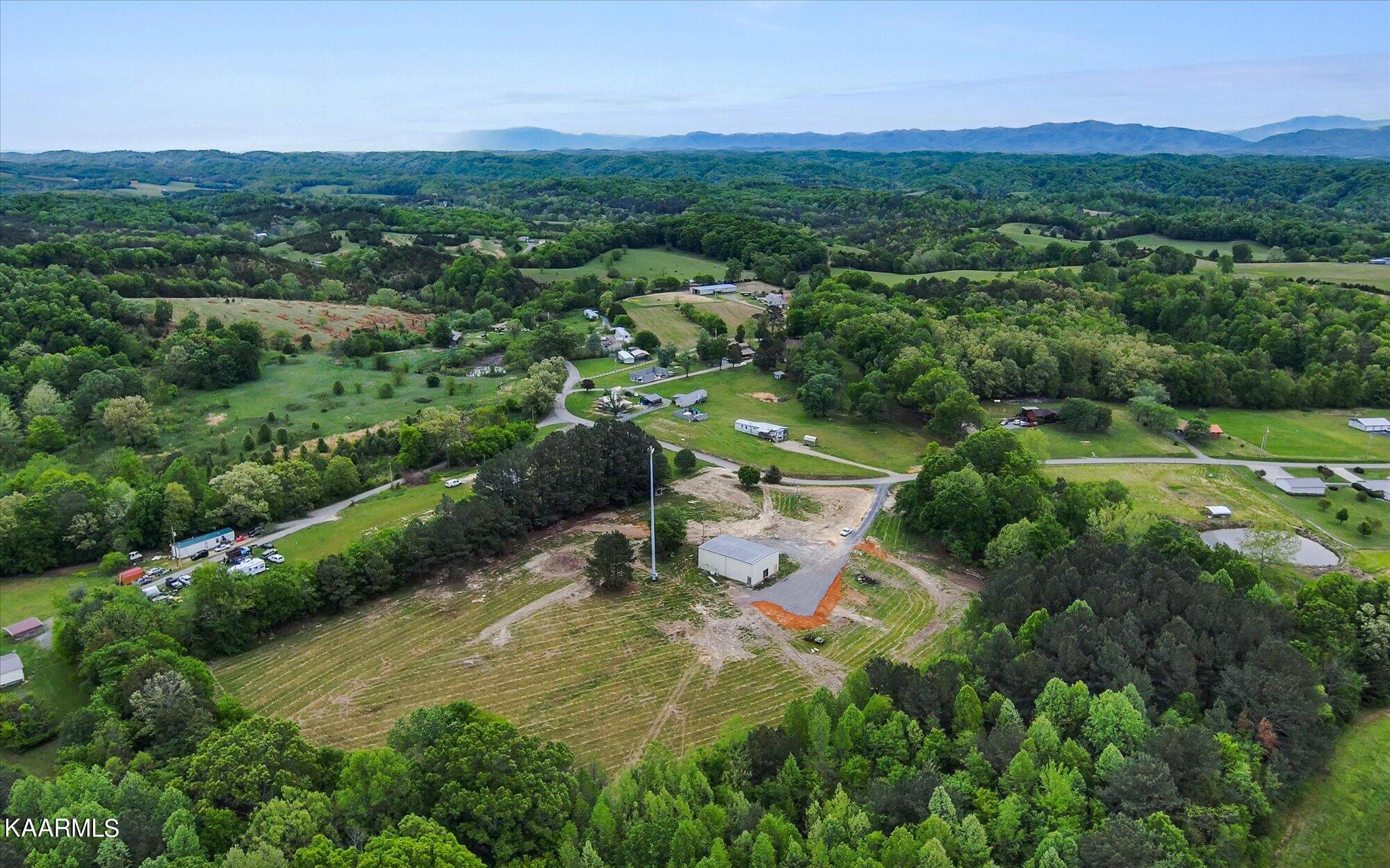 266 Buffalo Road Bybee, TN 37713 - Photo 5 of 13 5-266-Buffalo-Rd-Bybee-TN-5