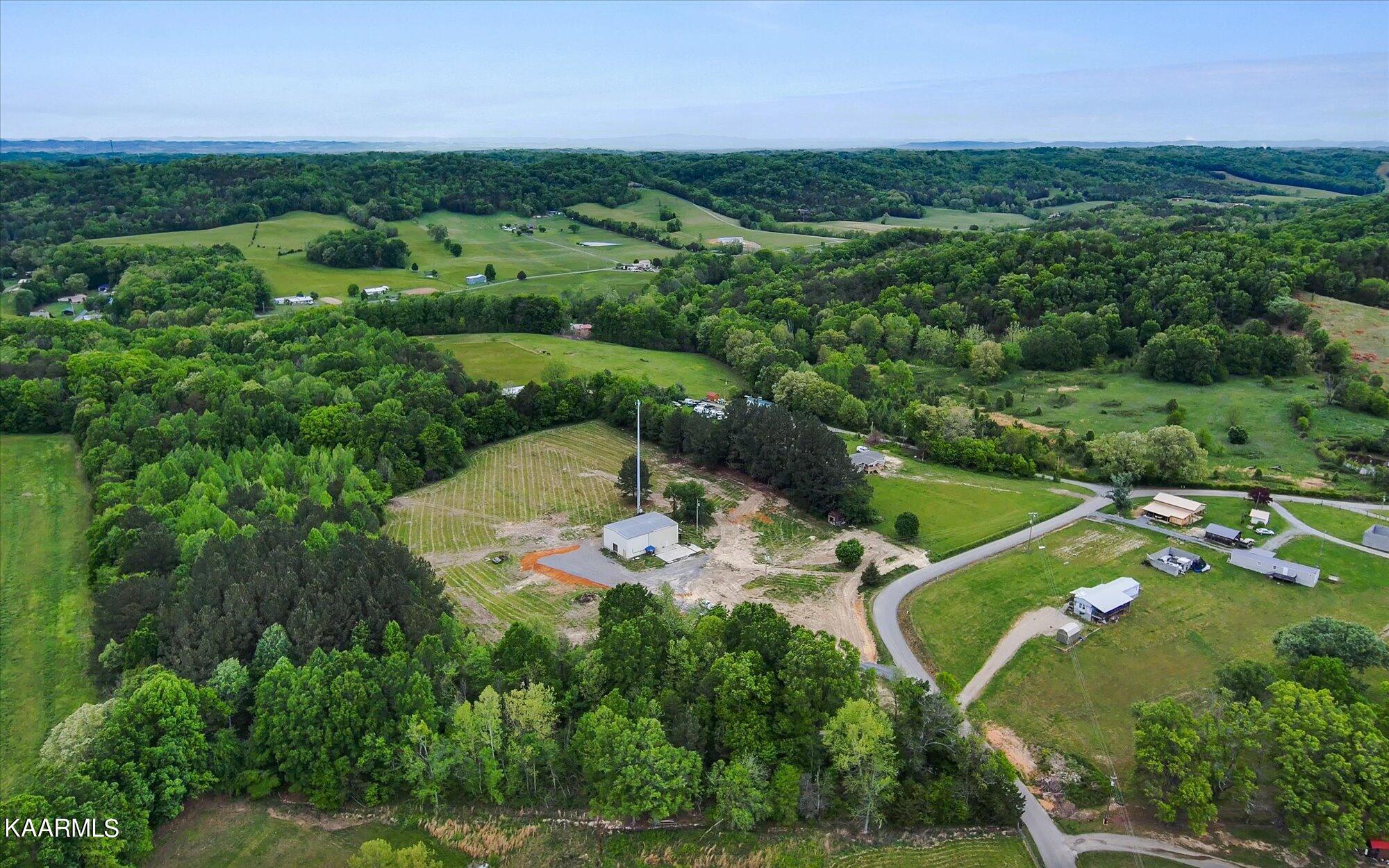 266 Buffalo Road Bybee, TN 37713 - Photo 6 of 13 6-266-Buffalo-Rd-Bybee-TN-6
