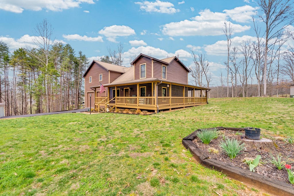 465 Hickory Lane Sparta, TN 38583 - Photo 3 of 46