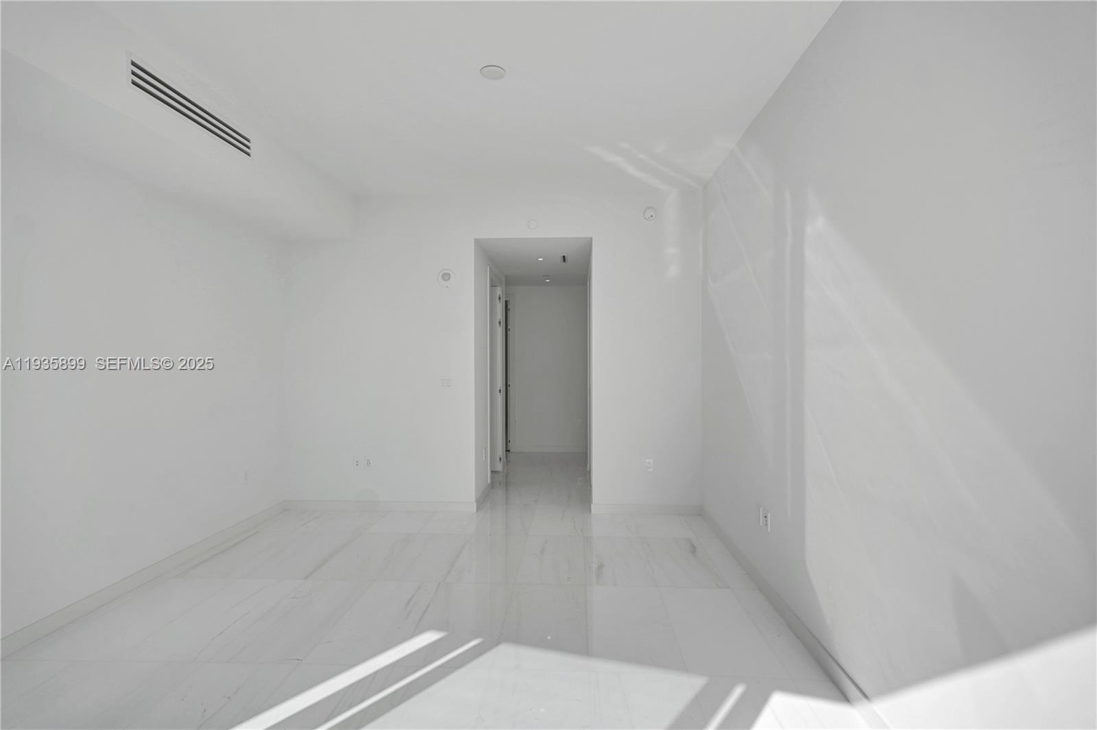 300 Biscayne Blvd Way, Unit 3605W Miami, FL 33131 - Photo 35 of 65