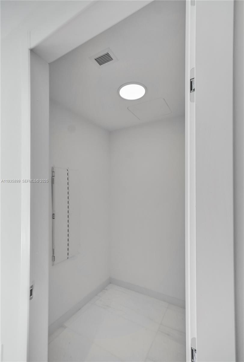 300 Biscayne Blvd Way, Unit 3605W Miami, FL 33131 - Photo 36 of 65 a view of room