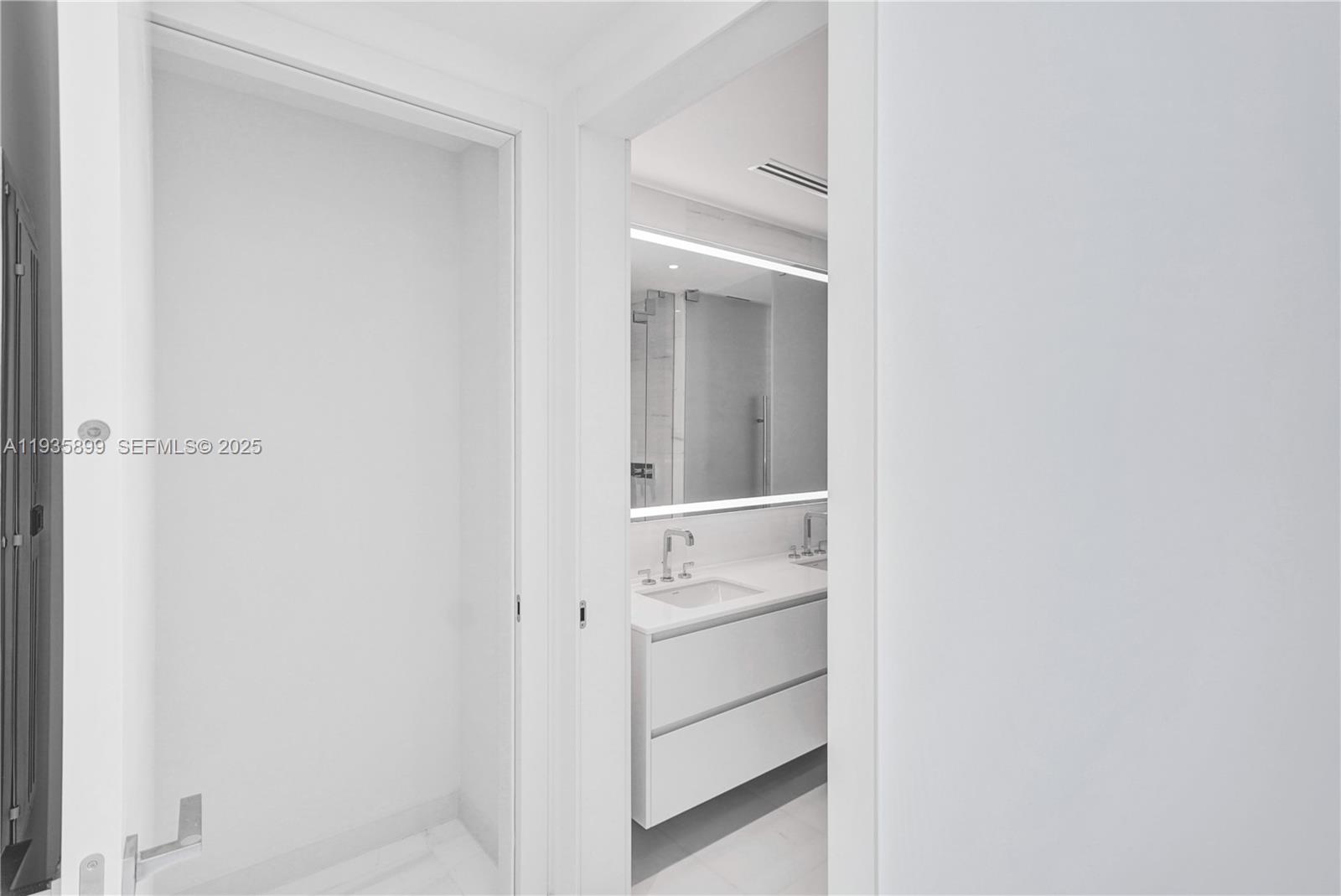 300 Biscayne Blvd Way, Unit 3605W Miami, FL 33131 - Photo 41 of 65