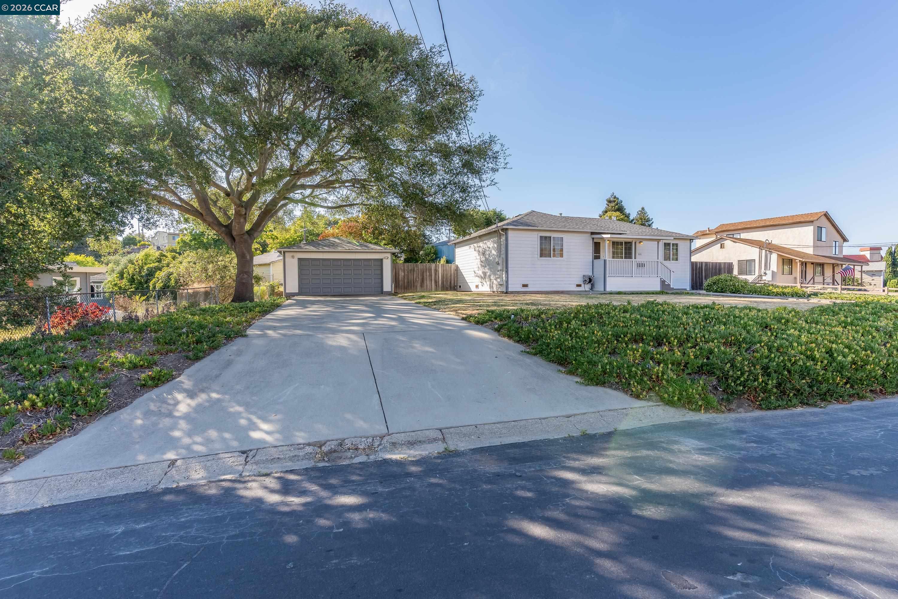 831 Fulton Way El Sobrante, CA 94803 - Photo 2 of 62