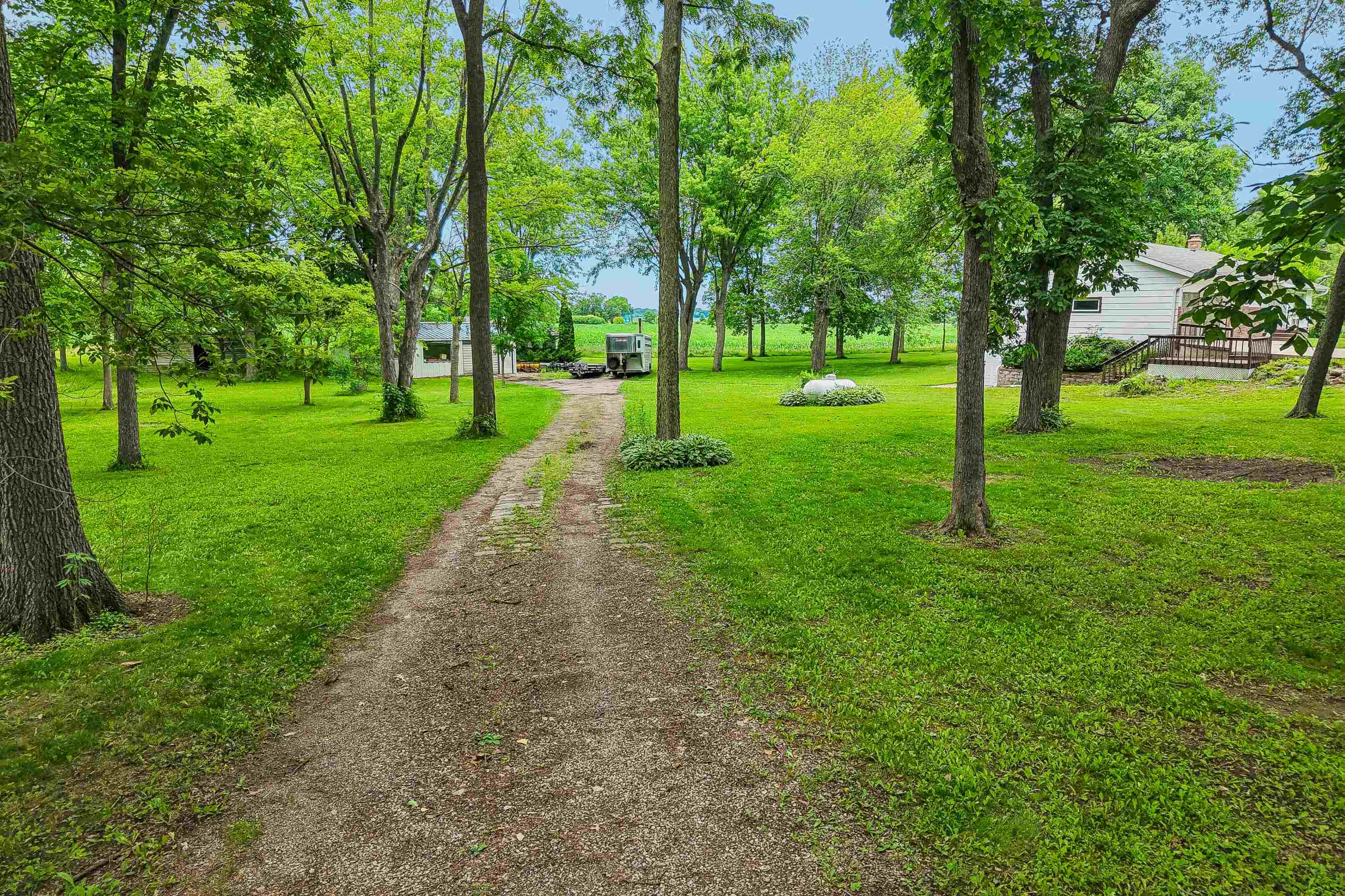 W1152 Fox Columbus, WI 53925 - Photo 33 of 68