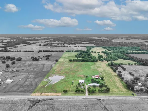 $699,900 | 2287 Fm-3132, Klondike, TX 75448