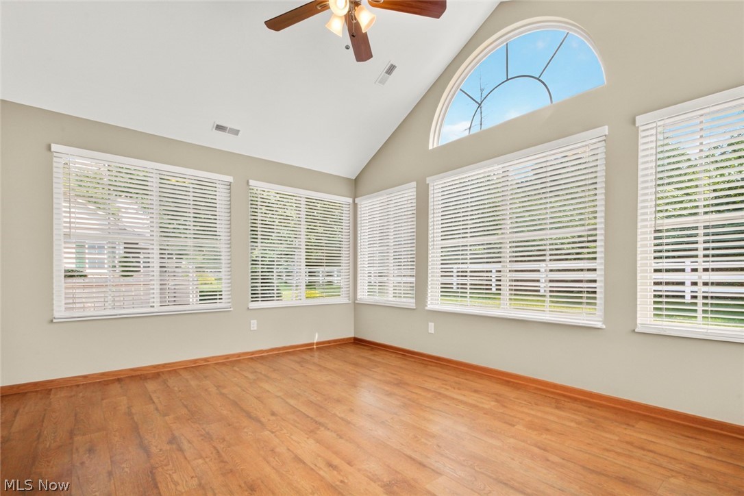 9264 Sharrott Road, Unit 1502 Youngstown, OH 44514 - Photo 5 of 20