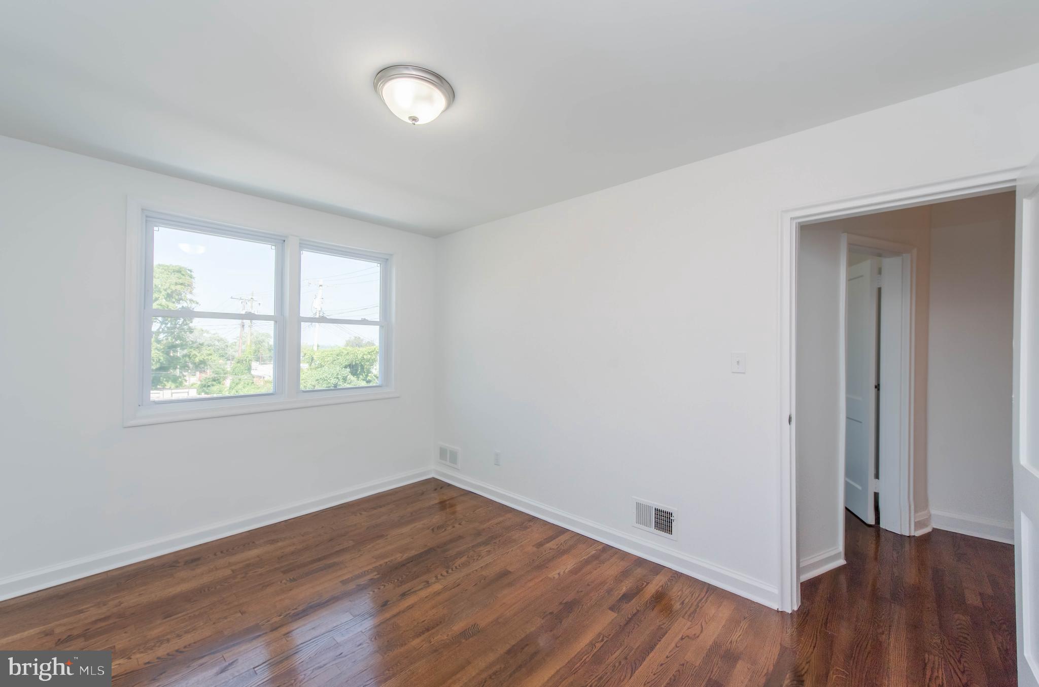 903 Coleridge Road Baltimore, MD 21229 - Photo 15 of 27 Bedroom 2