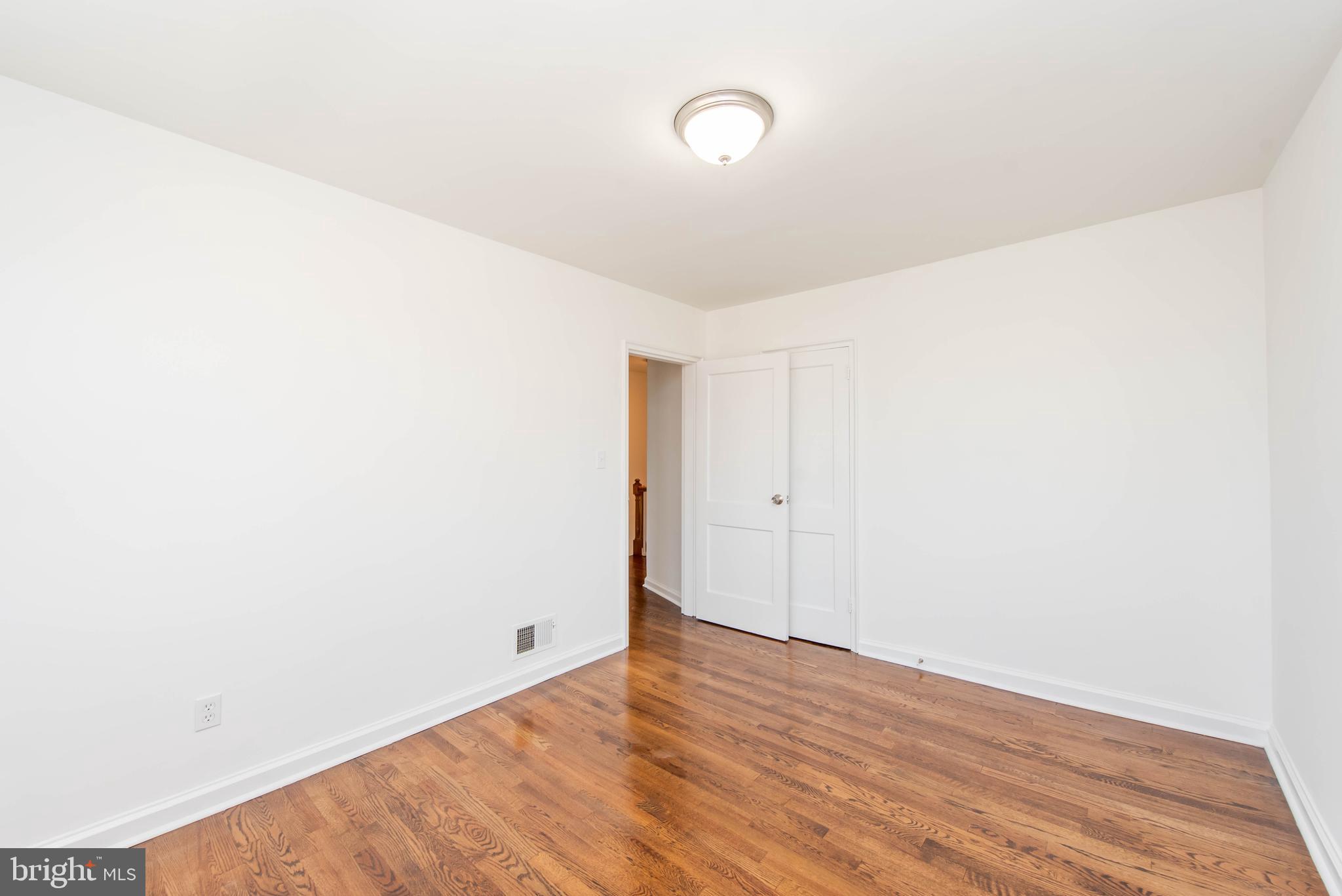 903 Coleridge Road Baltimore, MD 21229 - Photo 16 of 27 Bedroom 3