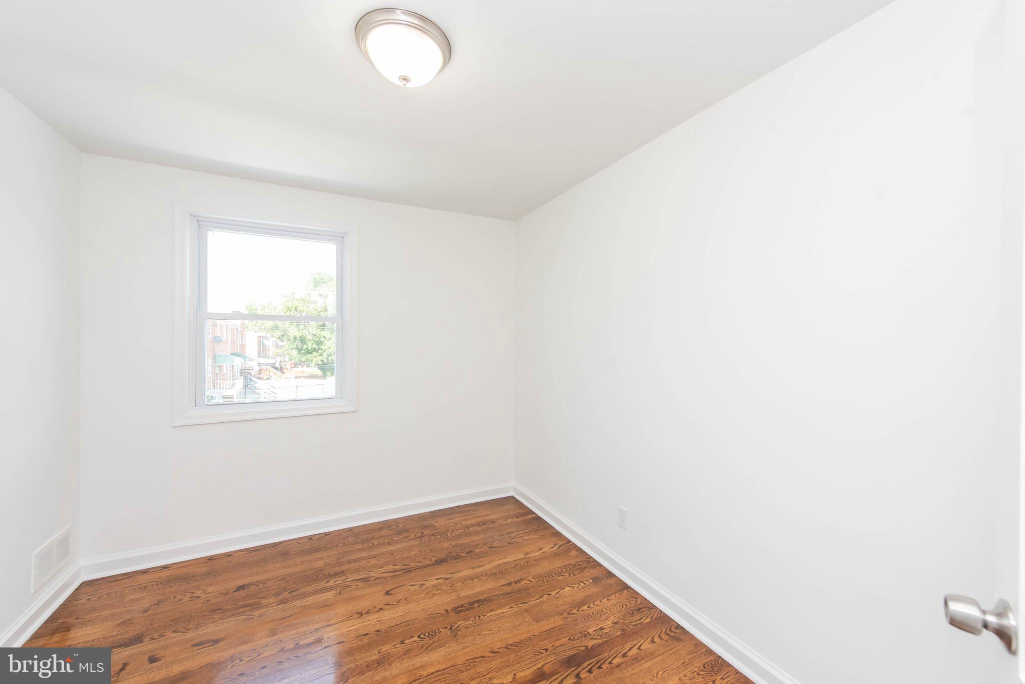 903 Coleridge Road Baltimore, MD 21229 - Photo 17 of 27 Bedroom 3