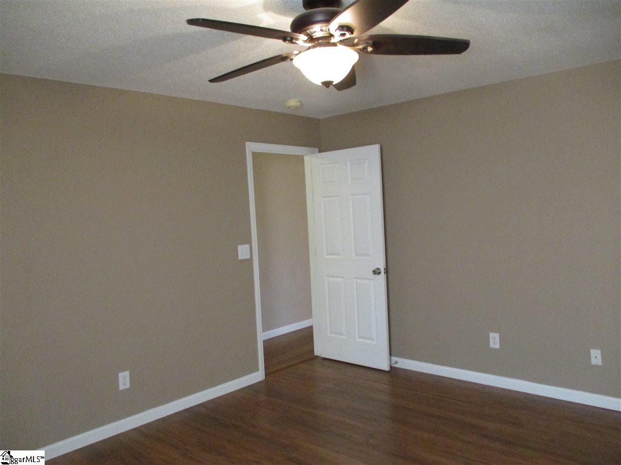 306 Ariel Court Fountain Inn, SC 29644 - Photo 13 of 22