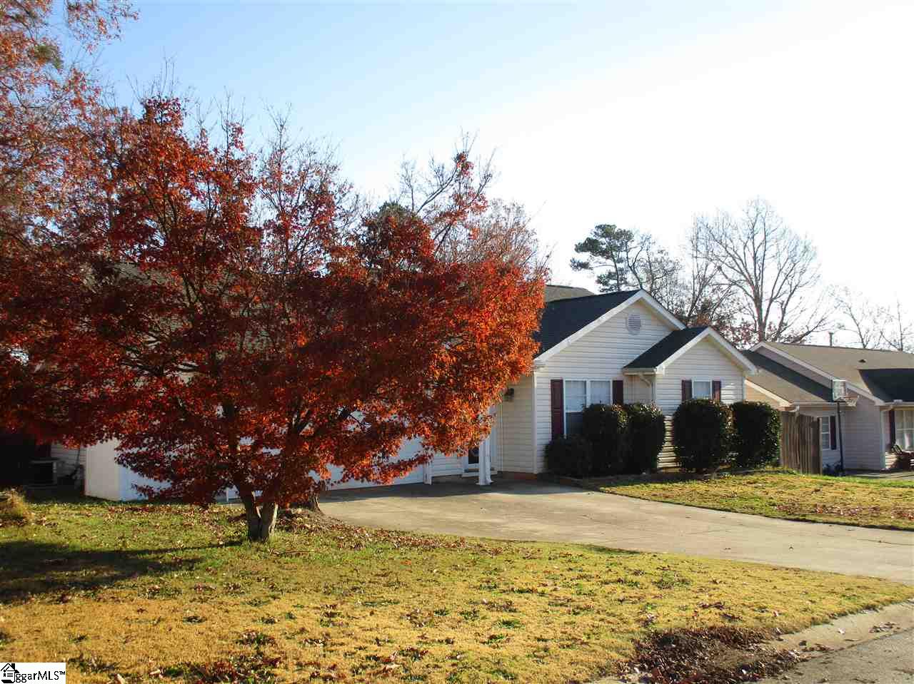 306 Ariel Court Fountain Inn, SC 29644 - Photo 3 of 22