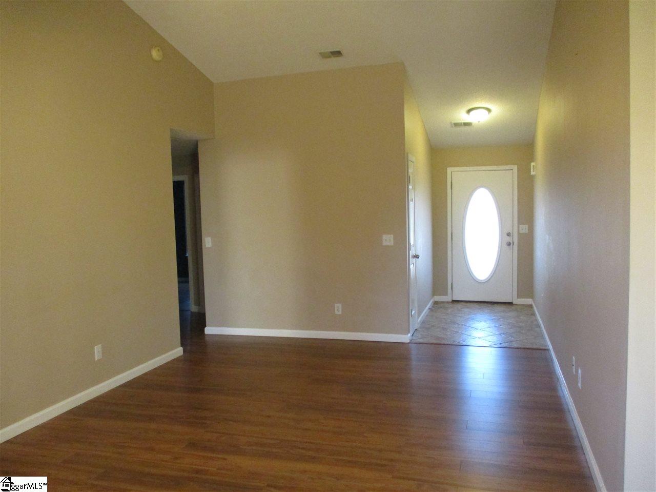 306 Ariel Court Fountain Inn, SC 29644 - Photo 4 of 22