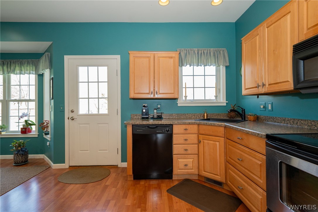 70 Colony Run Alexander, NY 14011 - Photo 10 of 46