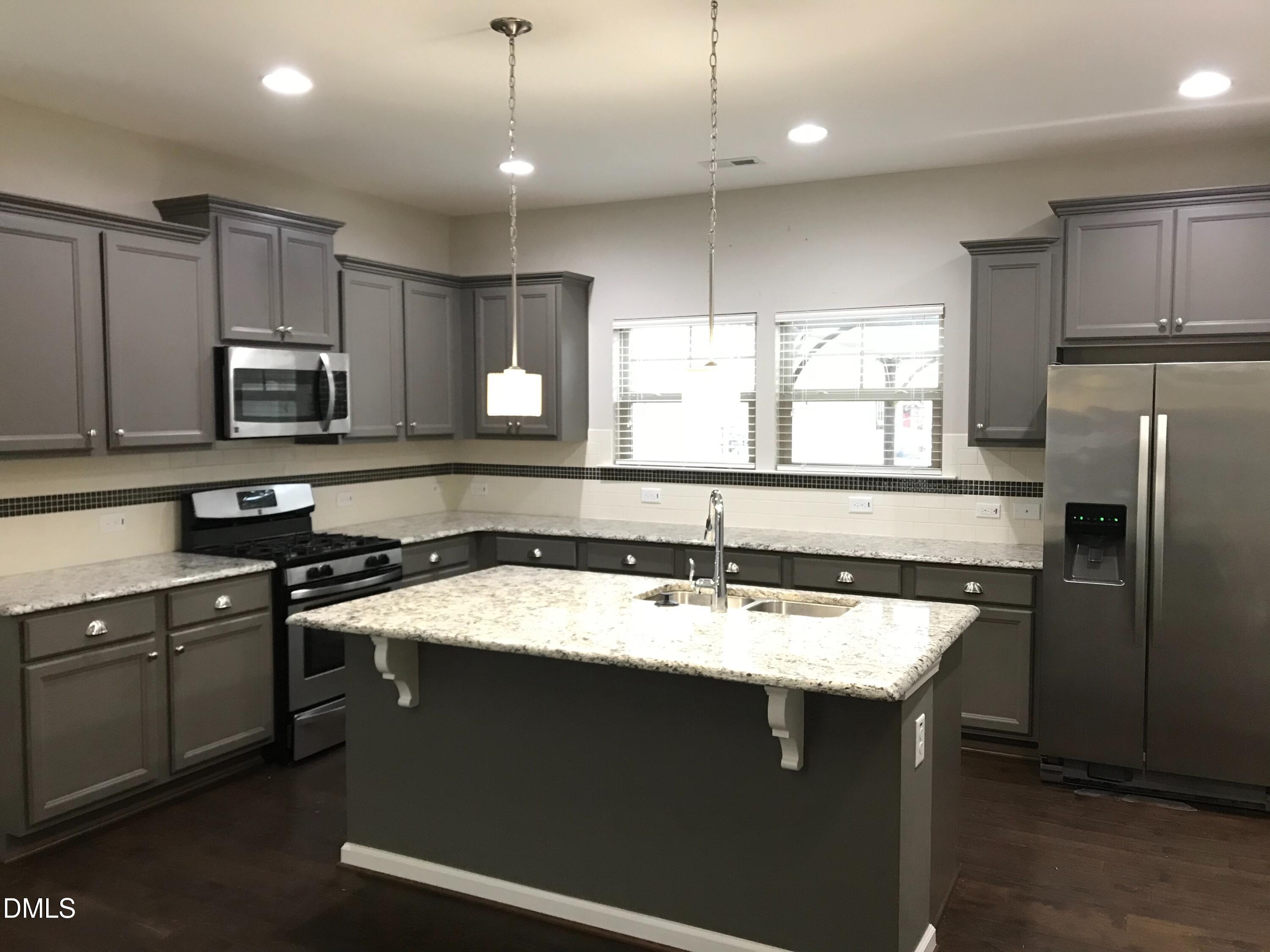 1014 Midtowne Way Durham, NC 27713 - Photo 9 of 21 AB0C4676-E9E3-4FBA-BC6F-B46DEBFB9177