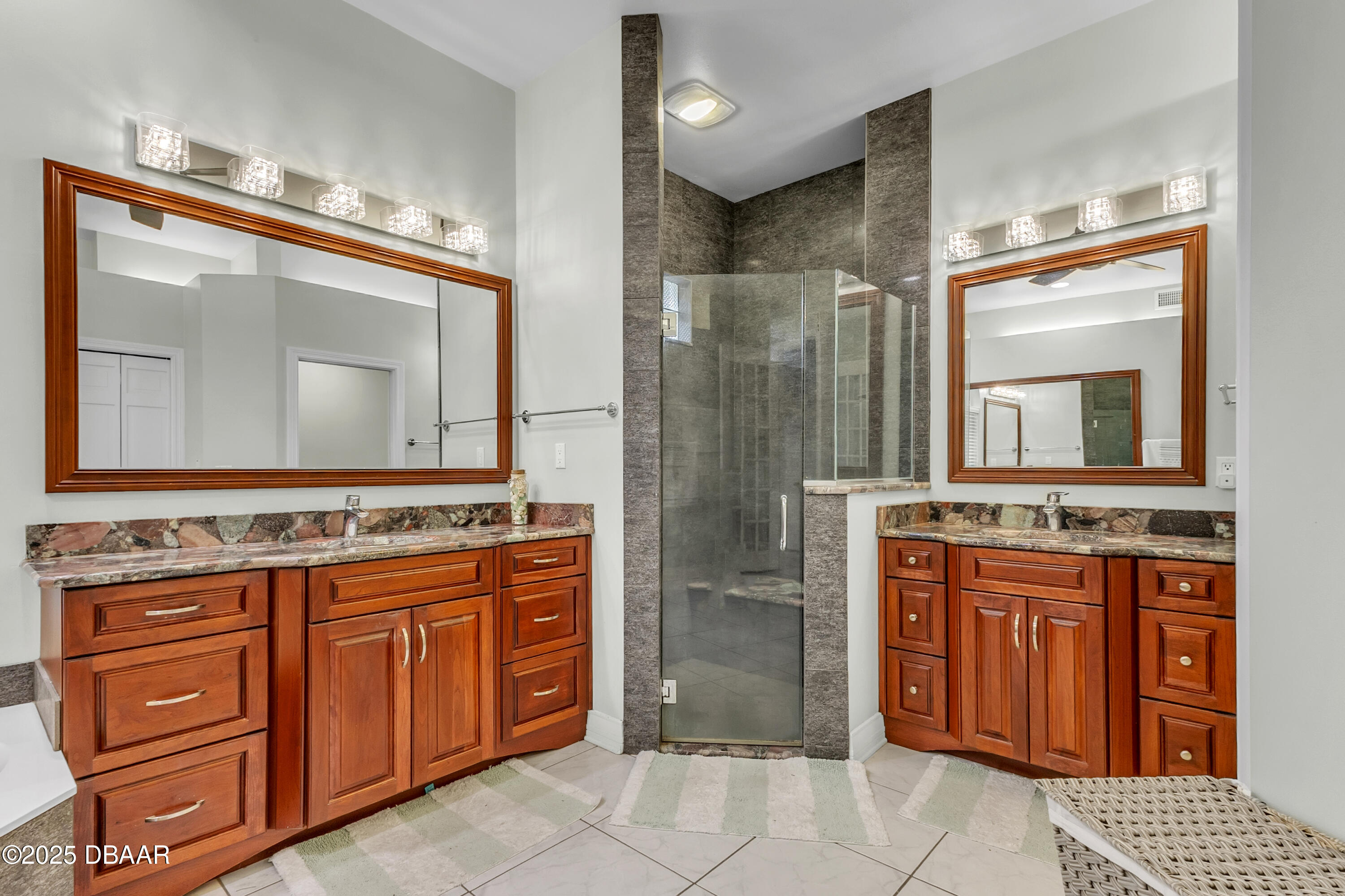 15 Broadriver Road Ormond Beach, FL 32174 - Photo 42 of 62 15 Broadriver master bath 3