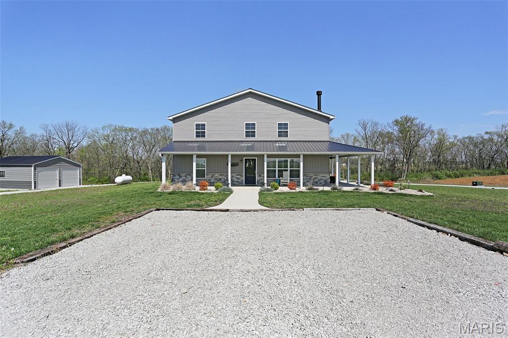 8131 Alhambra Road New Douglas, IL 62074 - Photo 6 of 37 Gallery Image 6