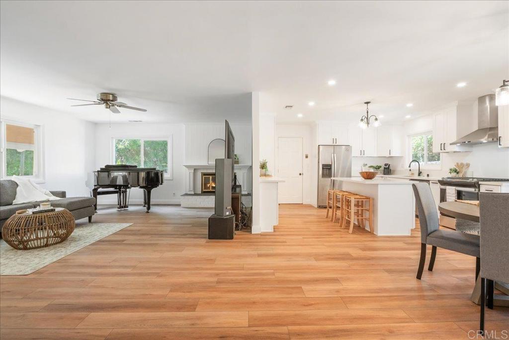 1210 Dolphin Circle Vista, CA 92084 - Photo 25 of 47