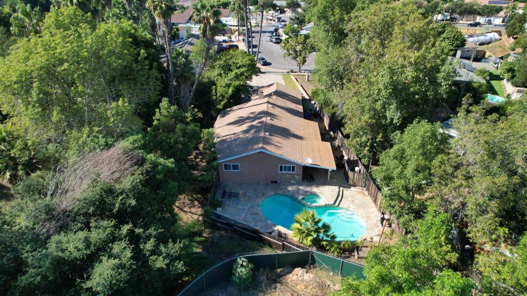 1210 Dolphin Circle Vista, CA 92084 - Photo 44 of 47