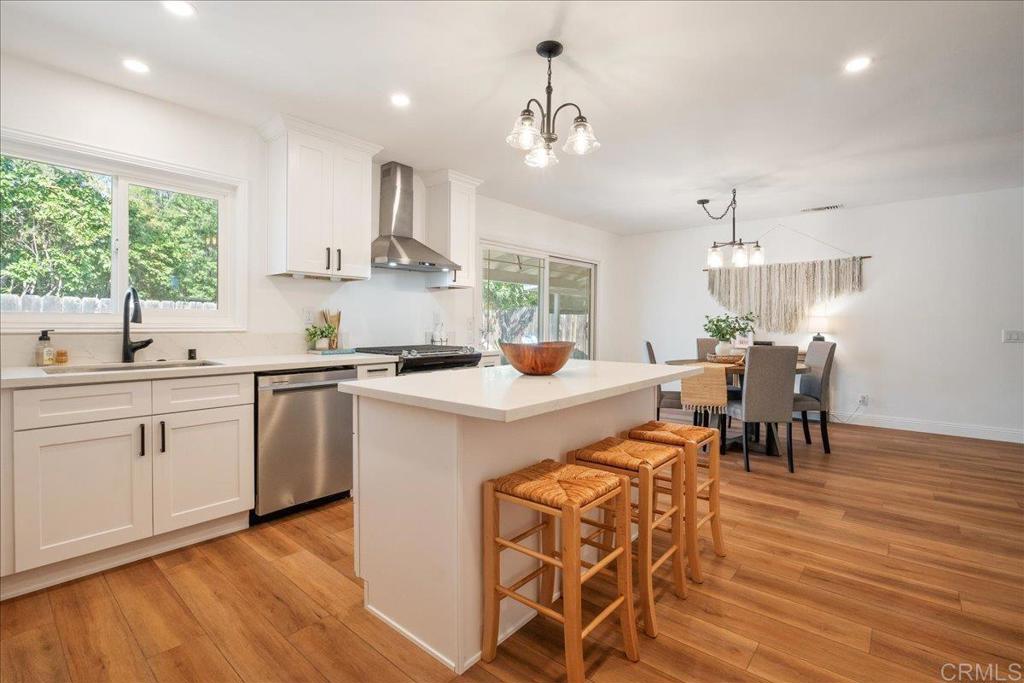 1210 Dolphin Circle Vista, CA 92084 - Photo 9 of 47