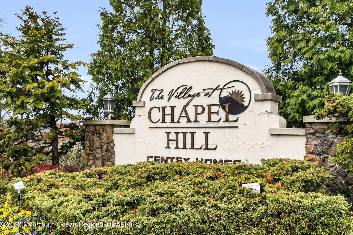 111 April Way Middletown-large-001-030-1