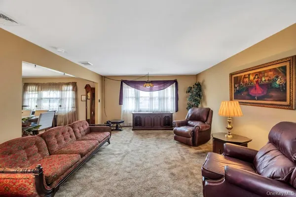 $699,999 | 1200 Stewart Avenue, Bethpage, NY 11714