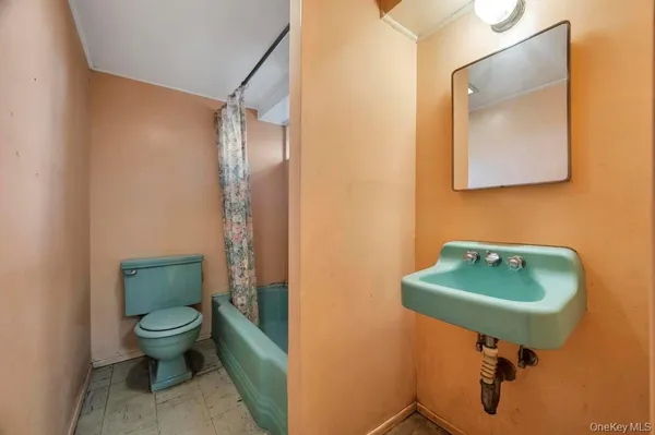 $699,999 | 1200 Stewart Avenue, Bethpage, NY 11714