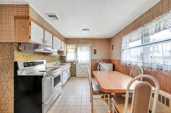 $699,999 | 1200 Stewart Avenue, Bethpage, NY 11714