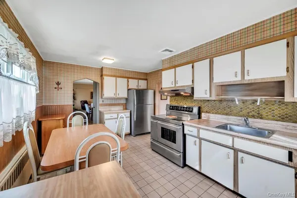 $699,999 | 1200 Stewart Avenue, Bethpage, NY 11714