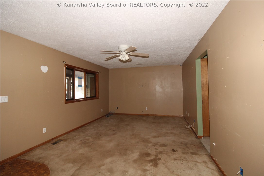 116 West Virginia Avenue Ripley, WV 25271 - Photo 9 of 15 Gallery Image 9