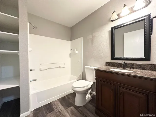 $2,500 | 1464 Stuart Street, Denver, CO 80204