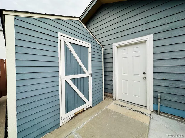 $2,500 | 1464 Stuart Street, Denver, CO 80204